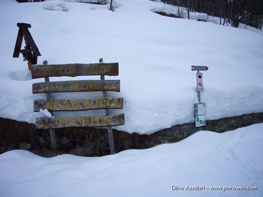 01 Tanta neve già alla partenza.JPG